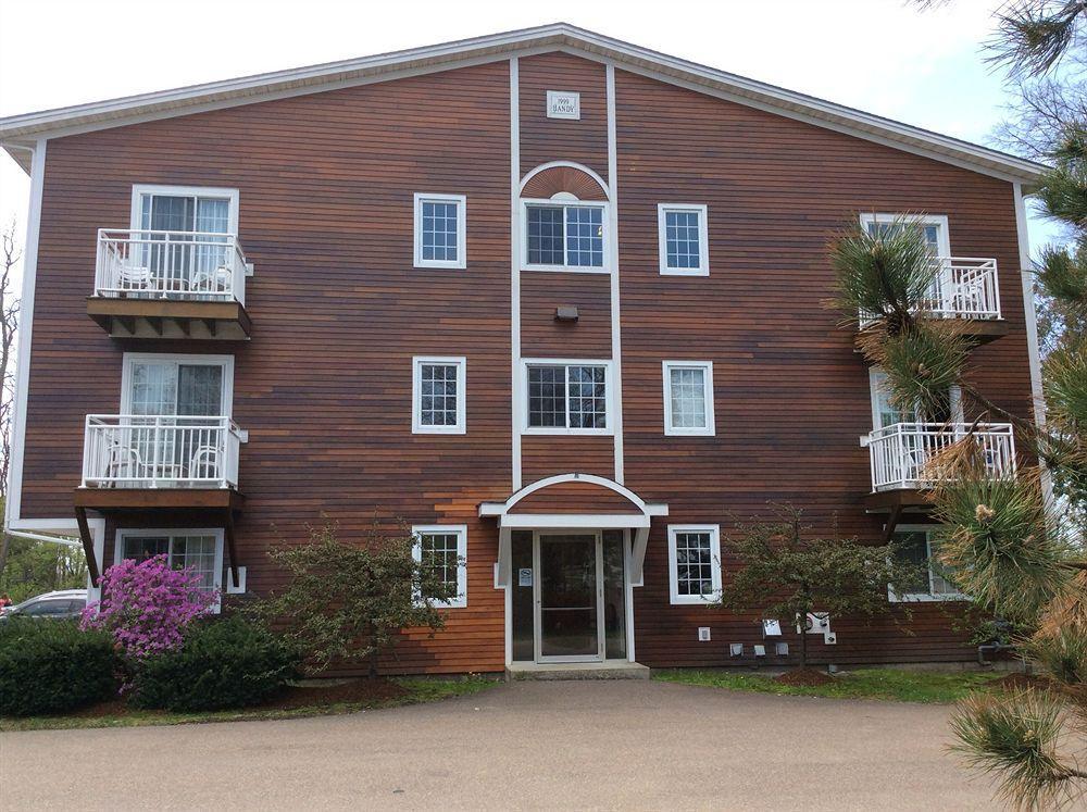 Handys Extended Stay Suites 콜체스터 외부 사진